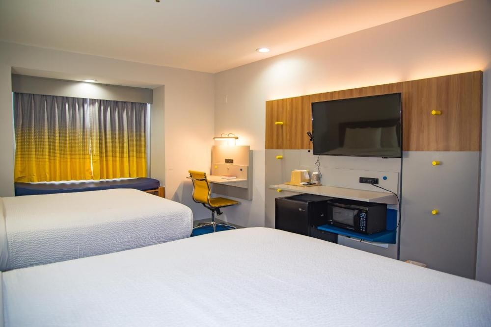 Microtel Inn & Suites by Wyndham Daphne